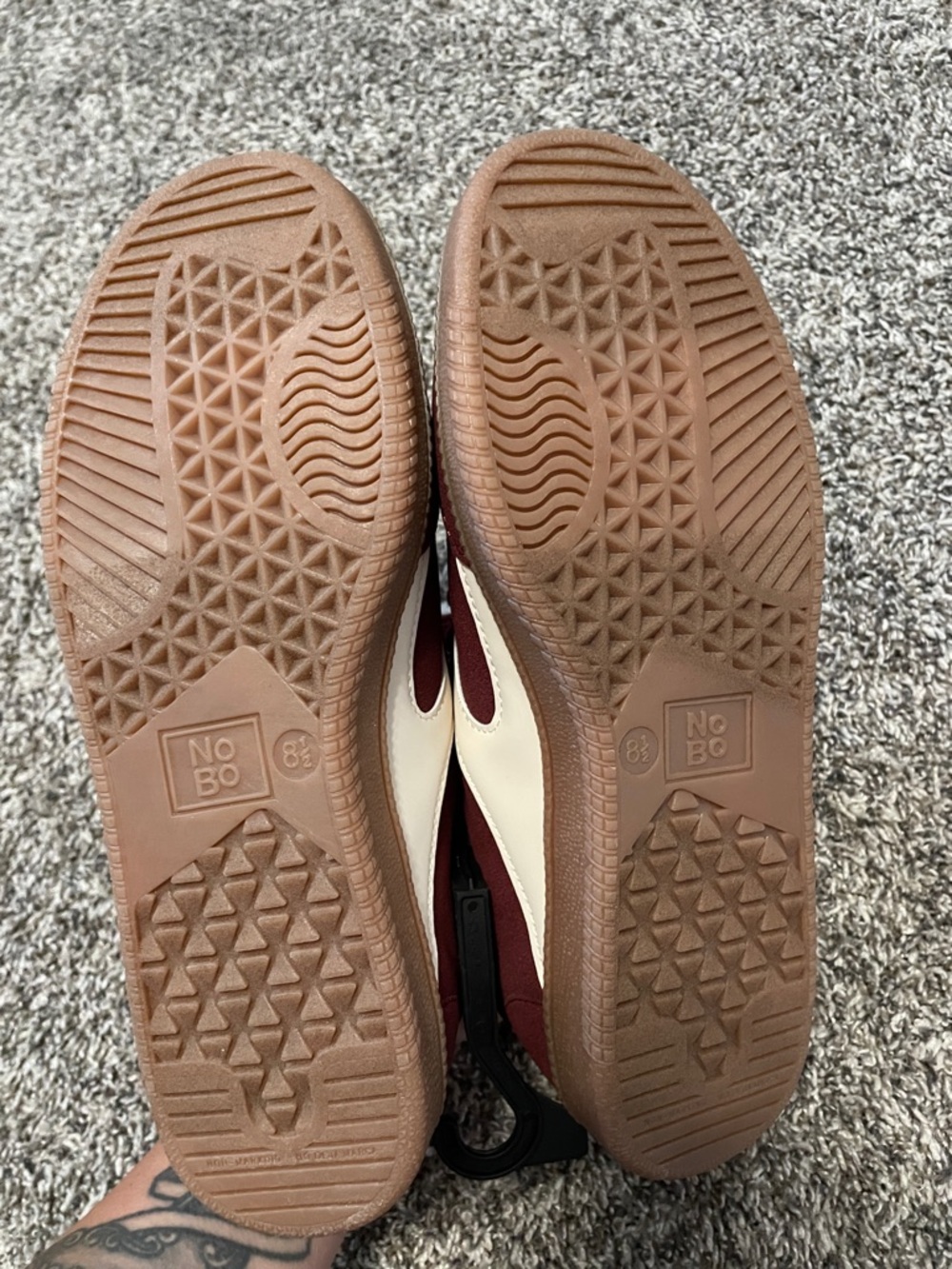 Women’s No Boundaries Maroon Burgundy Sneakers NWT - Picture 6 of 7